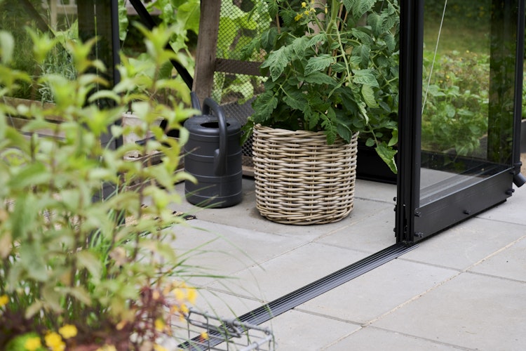 Halls Gewächshaus Qube Square 8 - 6,3 m²